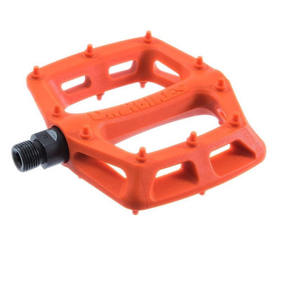 DMR - V6 Plastic Pedal - Cro-Mo Axle - Red - love-cycling-tech